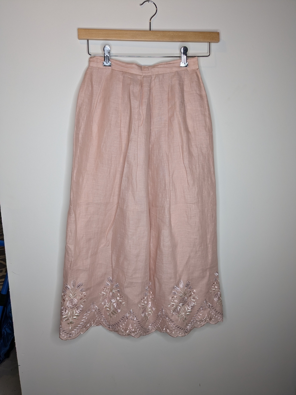 Vintage Midi Skirt in Light Blush Pink with Embroidered Hem Small Linen